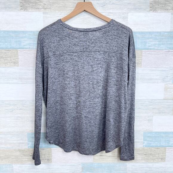 Vince Metallic Stretchy Relaxed Pocket Tee Gray Long Sleeve Womens Medium - Picture 3 of 6